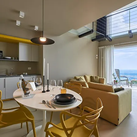 Villa Loft Experience O Psyche A Carobais 7 Roncola
